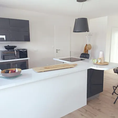 Maison Privee Avec Piscine 8mn De La Port Des Barques Villa Soubise