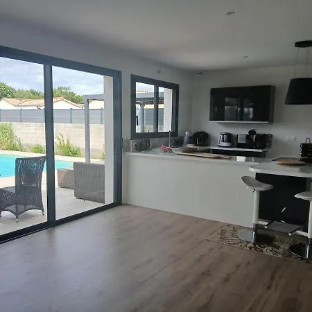 Villa Maison Privée Avec Piscine 8mn De La Port Des Barques